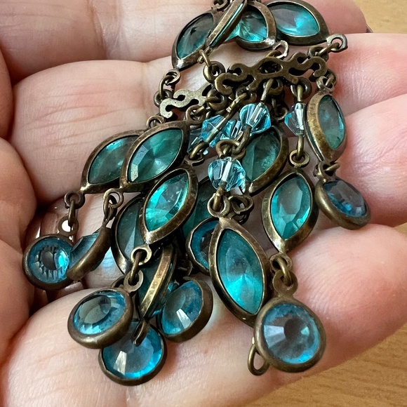VINTAGE BLUE TEAL GLASS CRYSTAL RHINESTONE LONG DANGLE DROP CHANDELIER EARRINGS - Picture 14 of 16